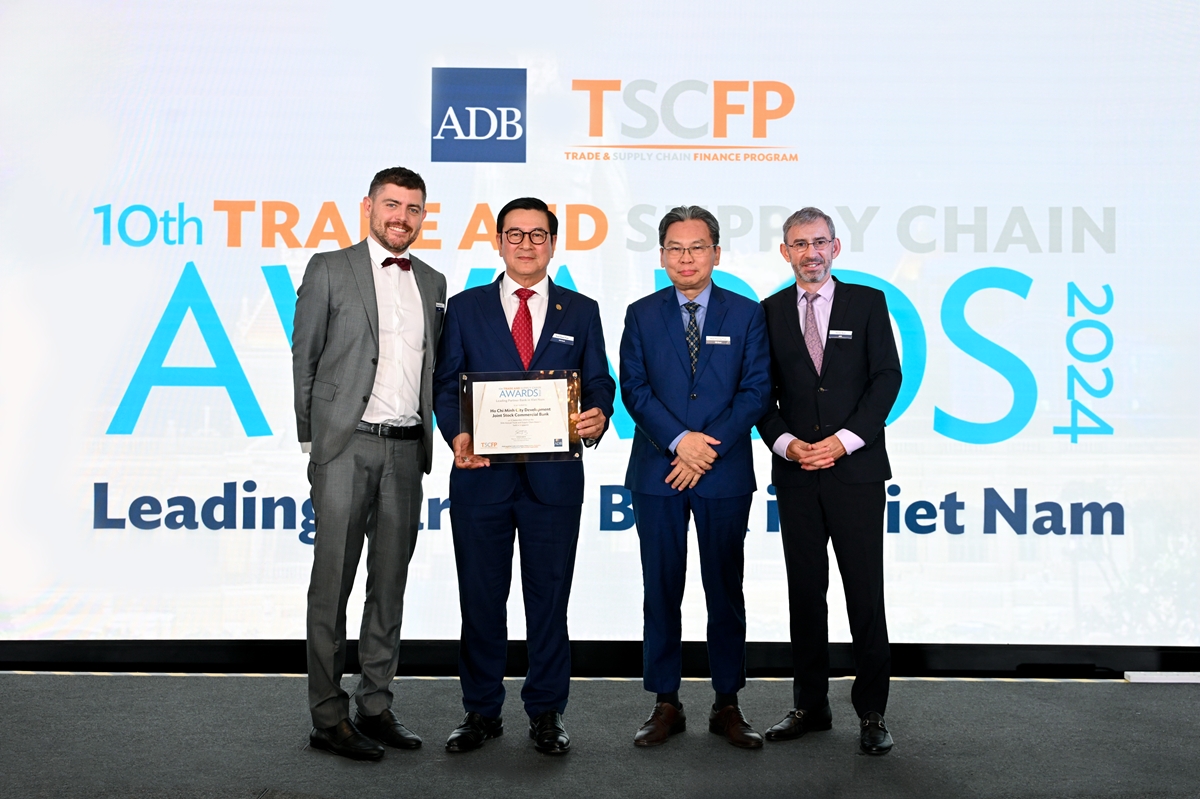 ADB lần thứ 2 vinh danh HDBank là "Ngân hàng đối tác hàng đầu tại Việt Nam"