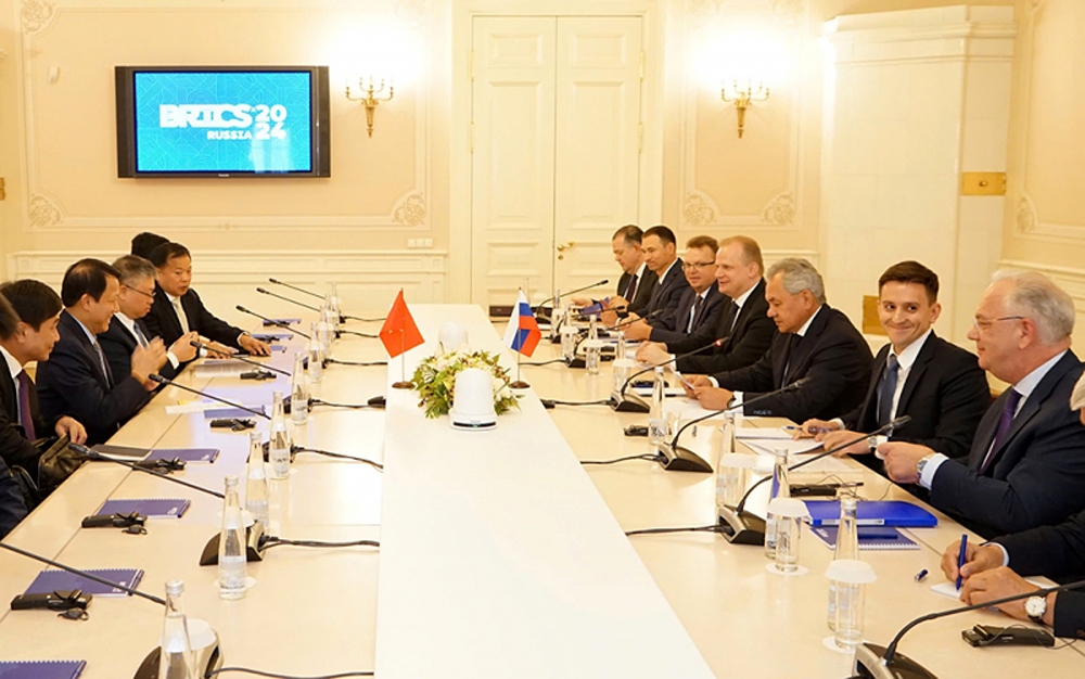 vietnam attends brics security meeting in russia picture 2