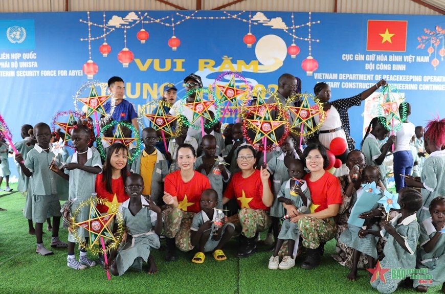 vietnamese peacekeepers hold mid-autumn festival for children in abyei picture 9