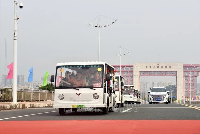 Passenger bus route linking Ha Long and China’s Nanning City launched