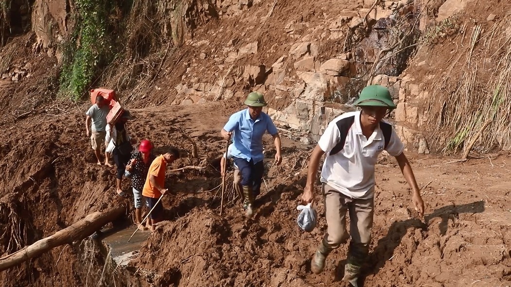 Ngải Trồ tan hoang sau trận lũ kinh hoàng