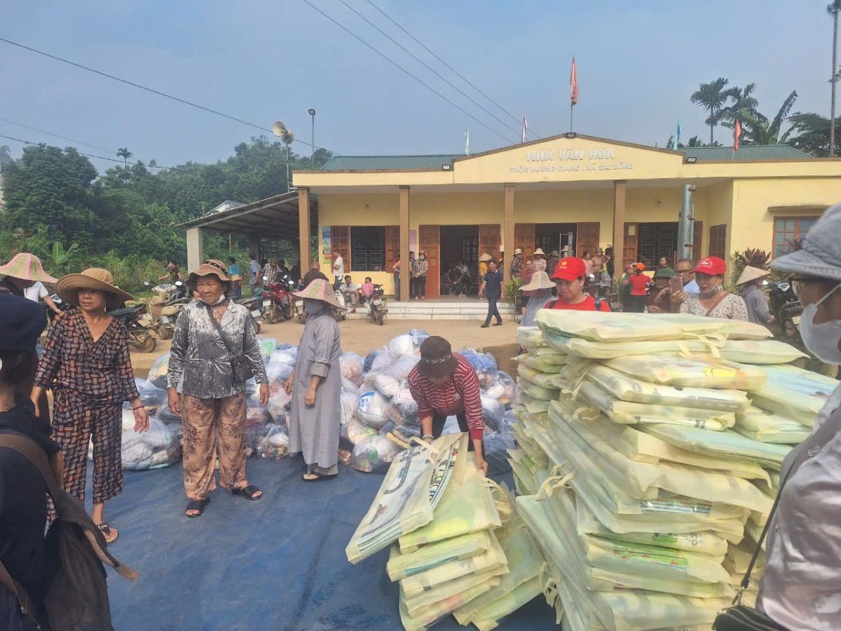 tien giang, soc trang ung ho dong bao bi anh huong bao so 3 hinh anh 1