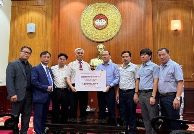 overseas vietnamese in russia raise fund for typhoon yagi victims picture 1