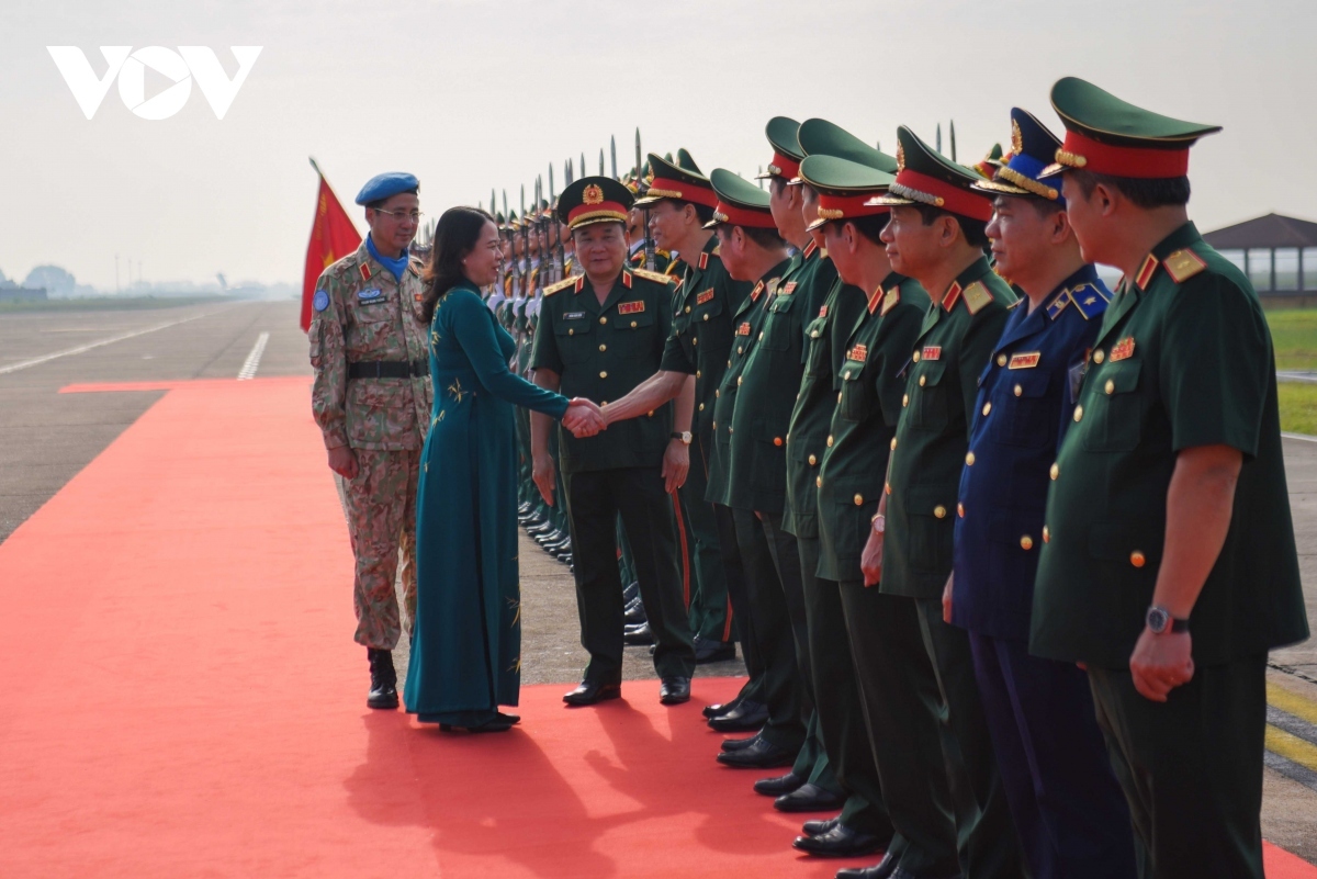 send-off ceremony for 247 vietnamese officers to un peacekeeping missions picture 2