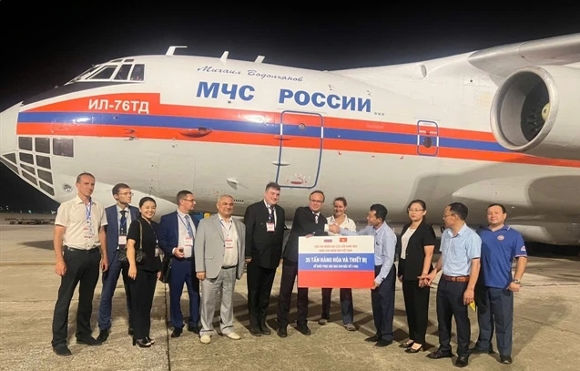 Russian humanitarian aid arrives in Vietnam