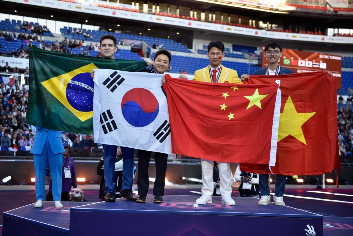 Vietnam picks up medals at World Skills Lyon 2024