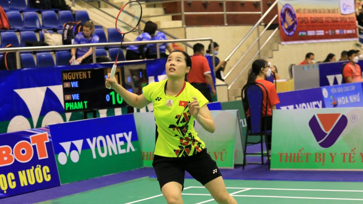 thuy linh huong toi hat-trick vo dich o giai cau long vietnam open hinh anh 1