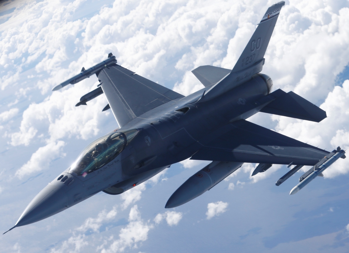 F-16 dễ lâm nguy khi Ukraine chưa được phép sử dụng vũ khí tầm xa tấn công Nga