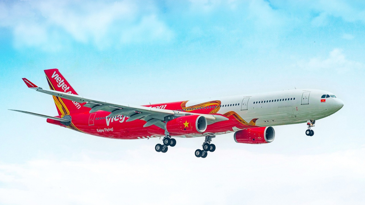 vietjet ung ho dong bao tai cac vung bi thiet hai do bao lu hinh anh 2