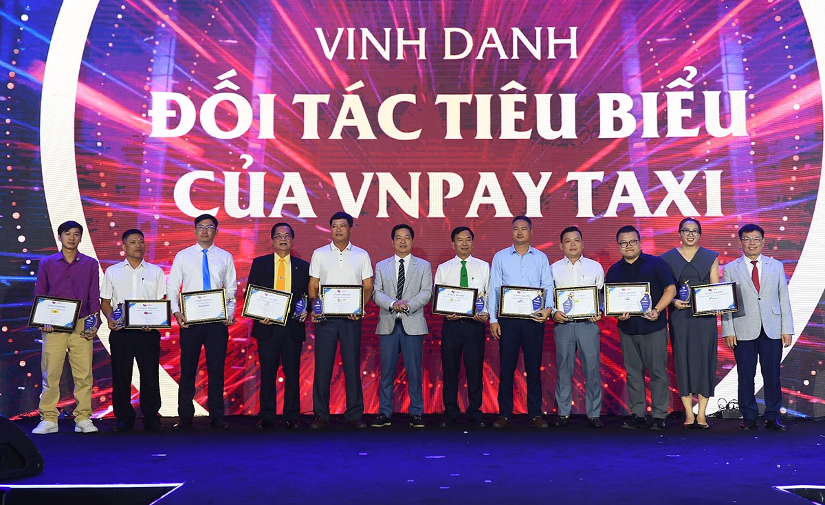 Lần đầu tiên hơn 200 hãng taxi, đơn vị nền tảng hội tụ tại sự kiện của VNPAY Taxi