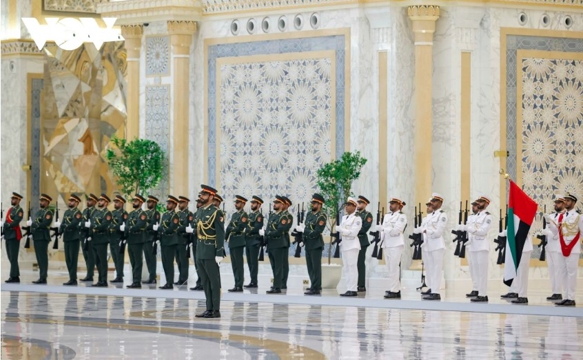 welcome ceremony with 21-gun salute held for vietnamese pm picture 3