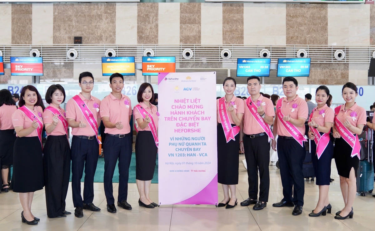 “Chuyến bay màu hồng” của Vietnam Airlines chung tay vì bình đẳng giới