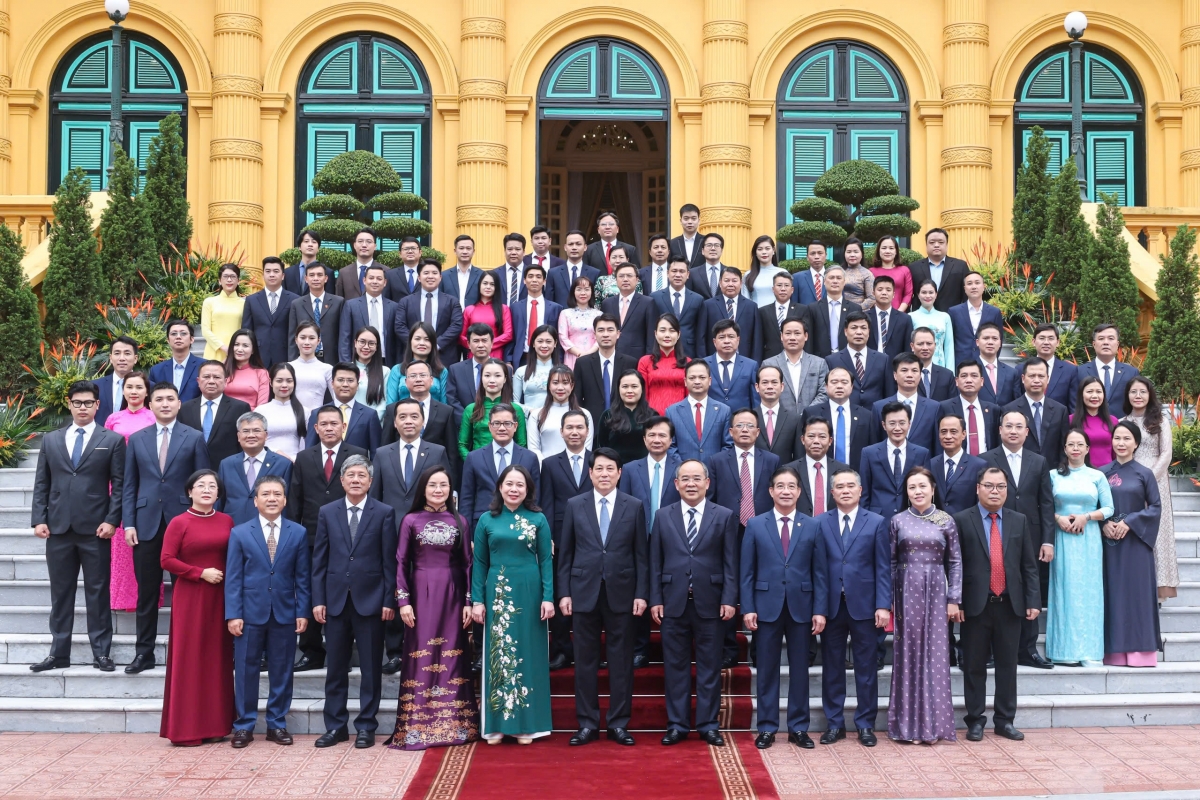 chủ tịch nước lương cường gặp gỡ cán bộ văn phòng chủ tịch nước hình ảnh 4 chu tich nuoc luong cuong gap go can bo van phong chu tich nuoc hinh anh 4