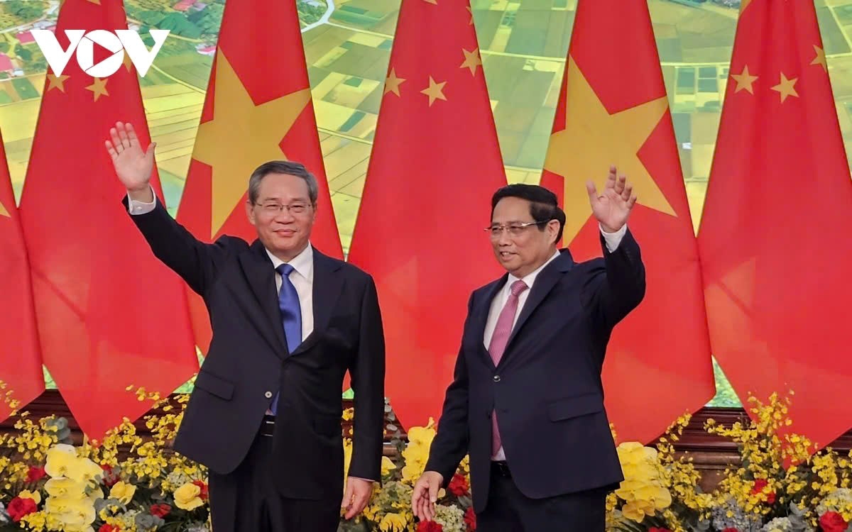 chinese premier li qiang s vietnam visit in the spotlight picture 6