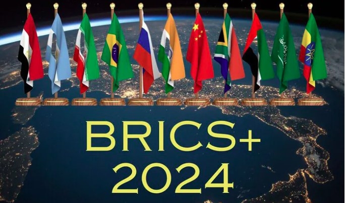 Vietnam performs multilateral diplomacy at expanded BRICS Summit