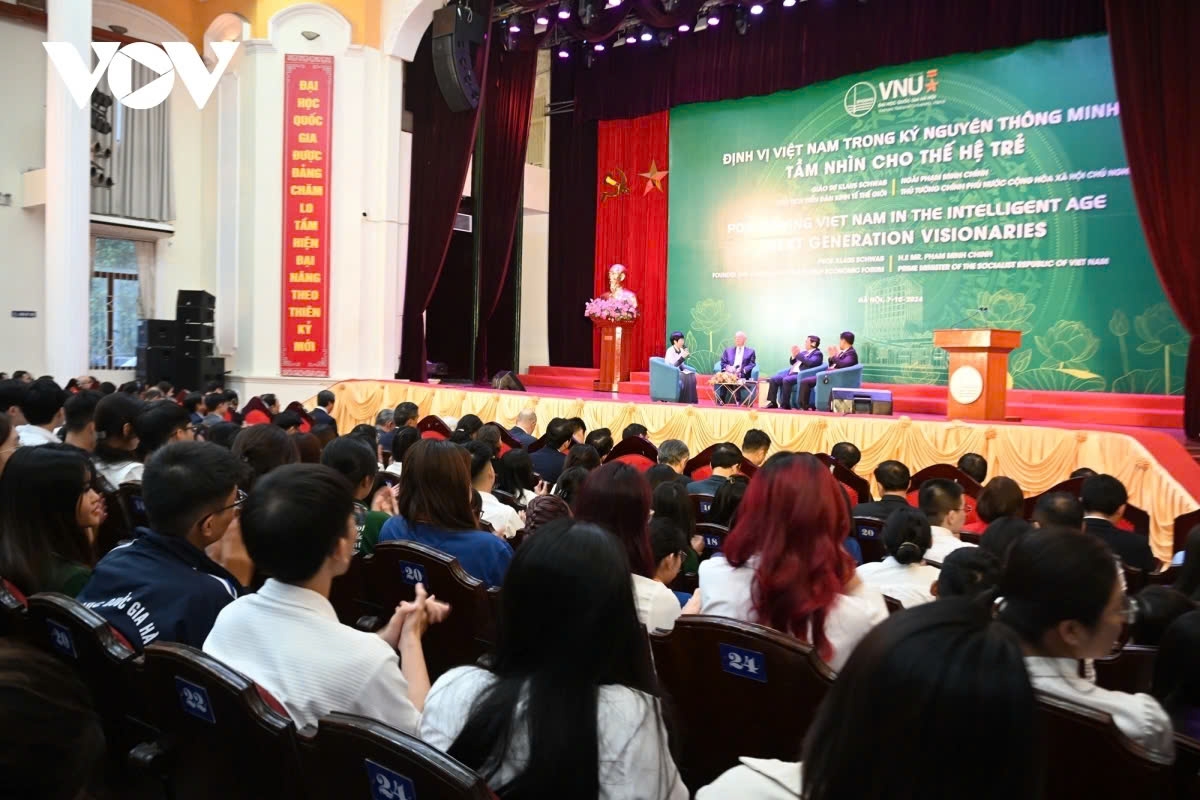 vietnamese pm, wef executive chairman highlight youth s role in smart era picture 1 vietnamese pm, wef executive chairman highlight youth s role in smart era picture 1