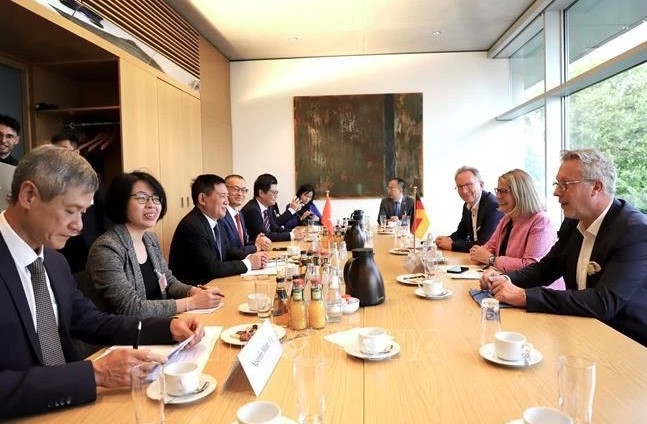 Deputy PM hails Germany - ASEAN Parliamentary Friendship Group’s performance