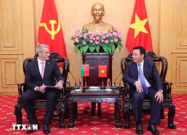 Vietnam eyes enhancing theoretical exchanges with Azerbaijan, Belarus