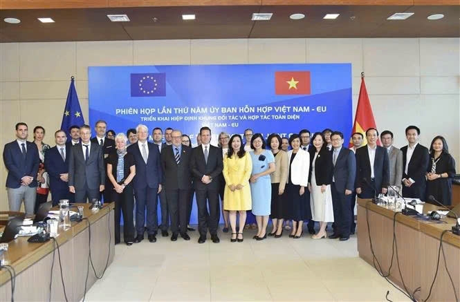 vietnam-eu joint committee holds fifth meeting in hanoi picture 1