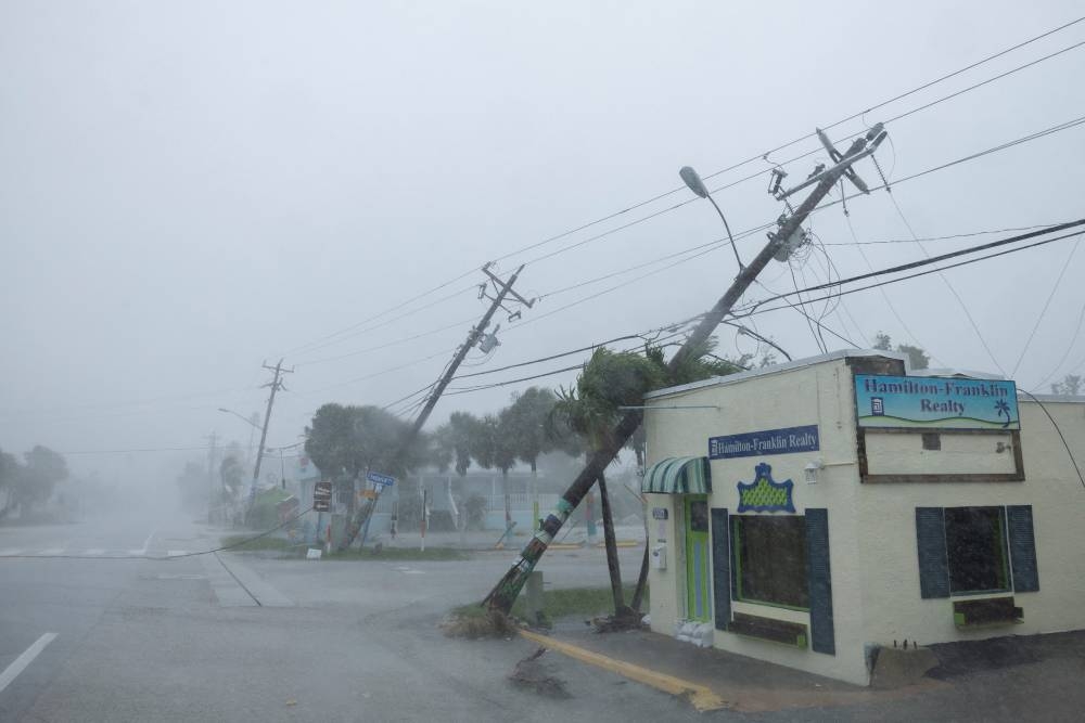 super milton storm causes big damage to florida usa picture 2