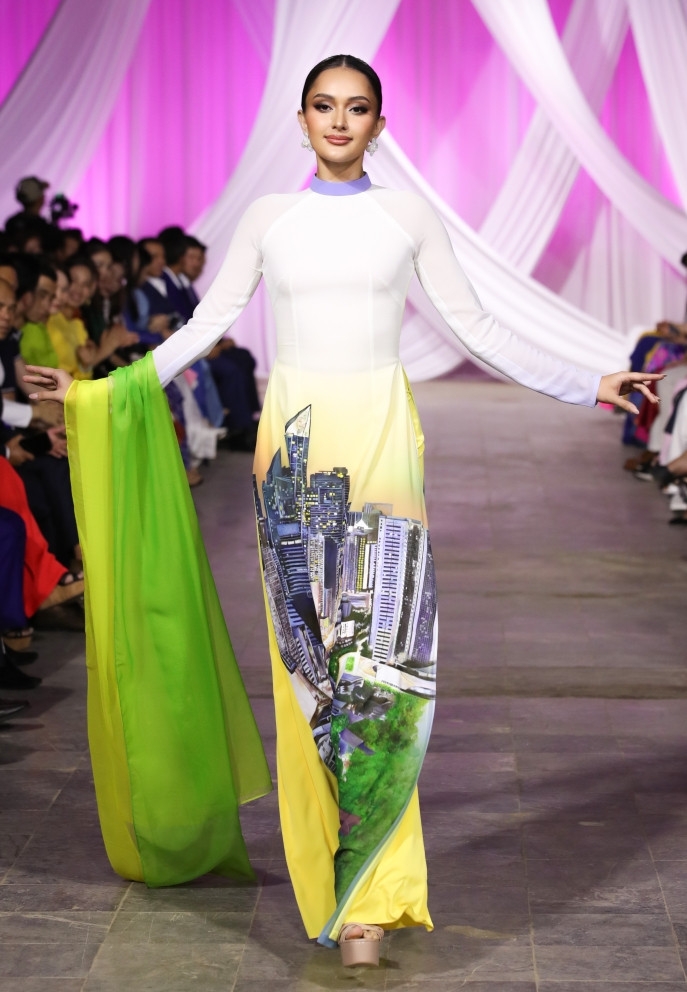 miss cosmo 2024 finalists appear charming whilst modeling ao dai picture 2