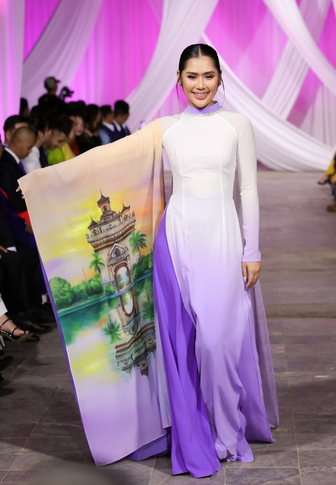 miss cosmo 2024 finalists appear charming whilst modeling ao dai picture 9