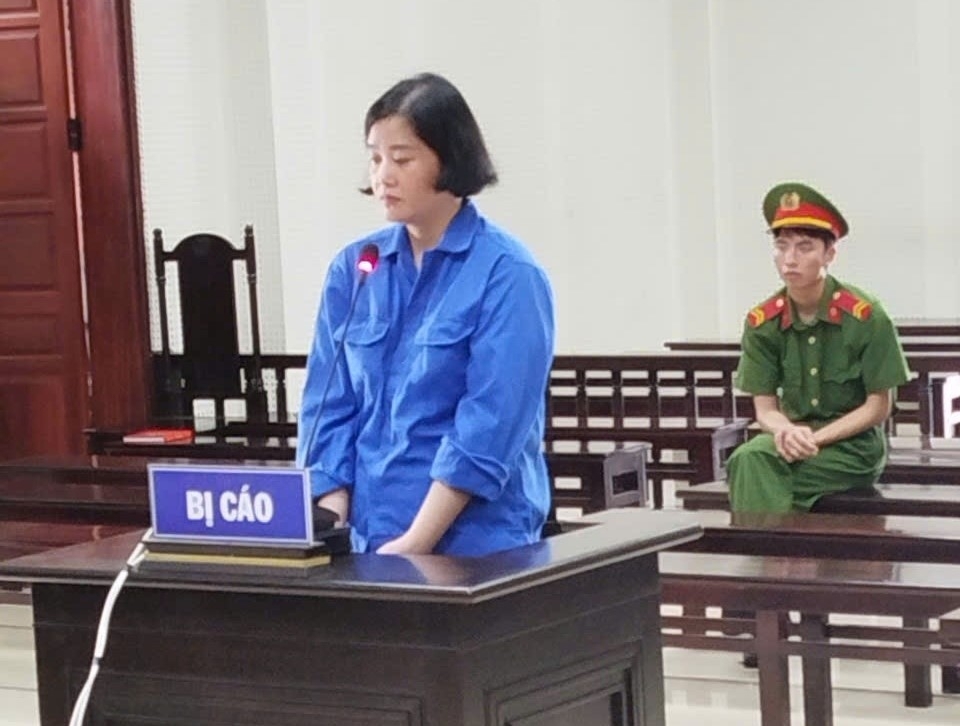 Lừa đảo chiếm đoạt tài sản, nữ bị cáo nhận án 13 năm tù