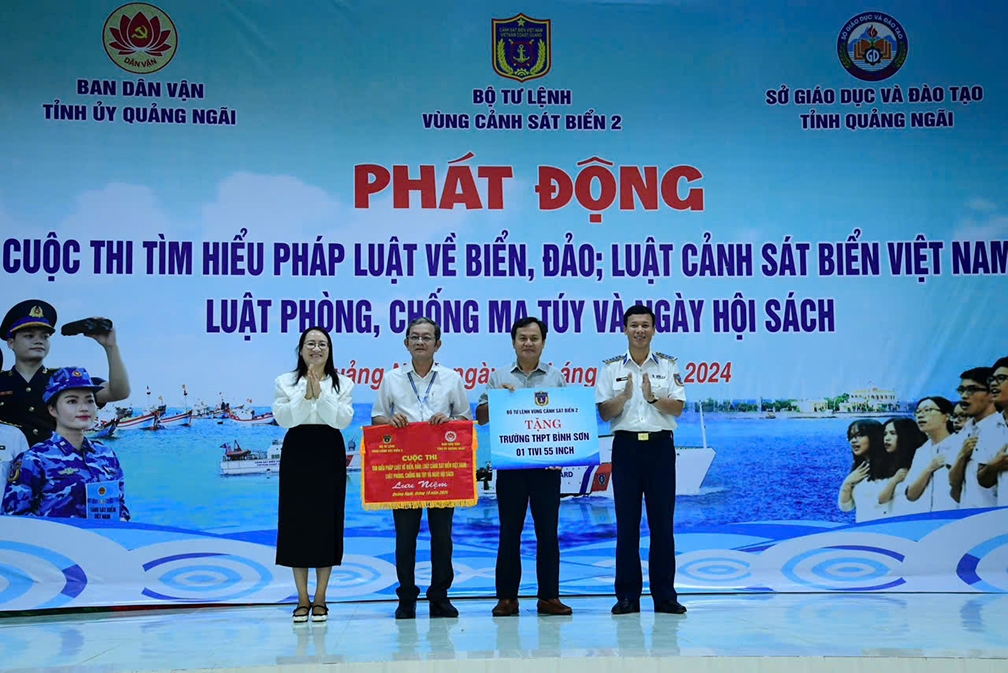 vùng cảnh sát biển 2 phát động cuộc thi tìm hiểu pháp luật về biển đảo hình ảnh 2 vung canh sat bien 2 phat dong cuoc thi tim hieu phap luat ve bien dao hinh anh 2