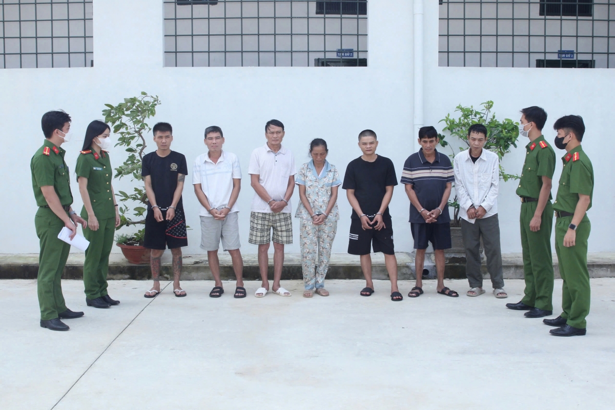 nghệ an lợi dụng bệnh viện làm địa điểm giao dịch mua bán trái phép chất ma túy hình ảnh 2 nghe an loi dung benh vien lam dia diem giao dich mua ban trai phep chat ma tuy hinh anh 2