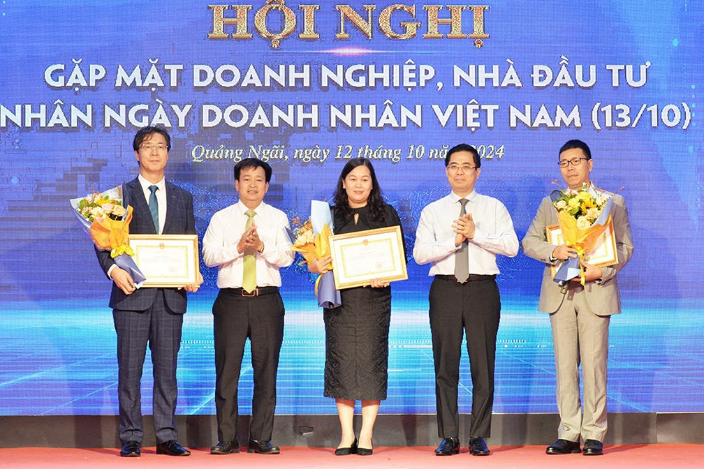 quảng ngãi xử lý nghiêm cán bộ nhũng nhiễu đối với doanh nghiệp hình ảnh 1 quang ngai xu ly nghiem can bo nhung nhieu doi voi doanh nghiep hinh anh 1