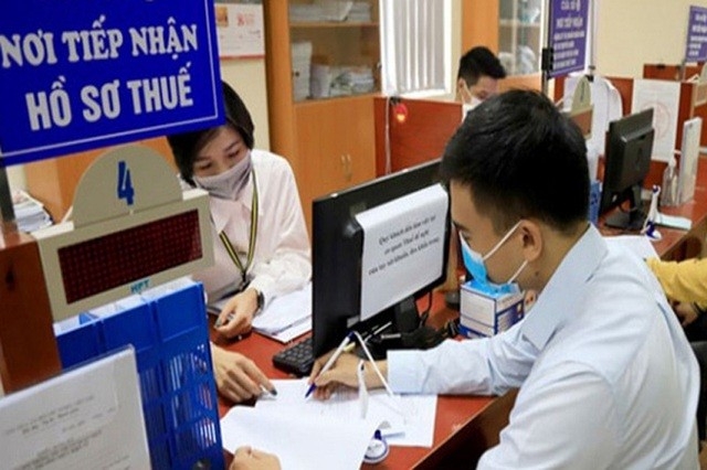 Nghiên cứu, xem xét và đề xuất sửa đổi quy định tạm hoãn xuất cảnh do nợ thuế