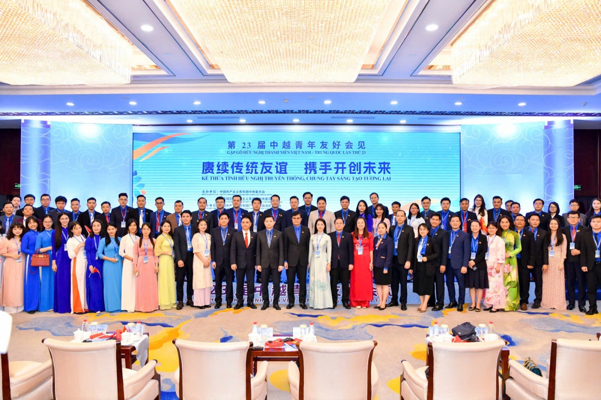 gặp gỡ hữu nghị thanh niên việt-trung tại nam ninh, trung quốc hình ảnh 3 gap go huu nghi thanh nien viet-trung tai nam ninh, trung quoc hinh anh 3