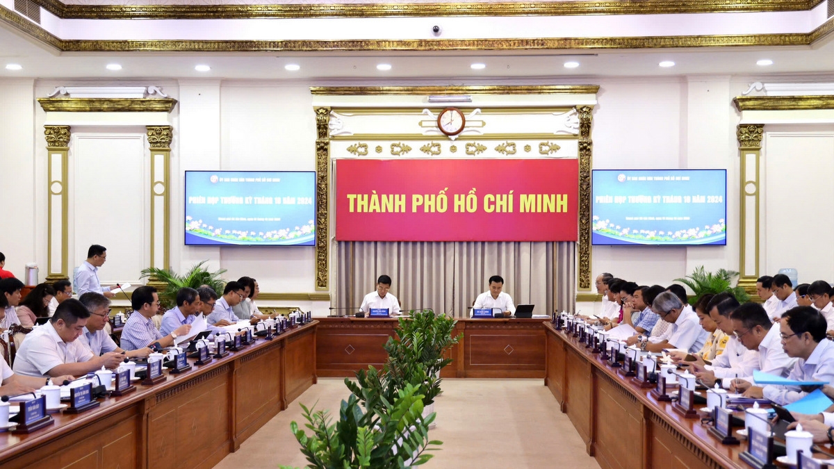 Doanh nghiệp nhỏ và vừa TP.HCM lúng túng với “xanh” và “số”