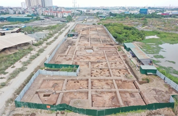 Over 100 burials from 4000 years ago discovered in Hanoi