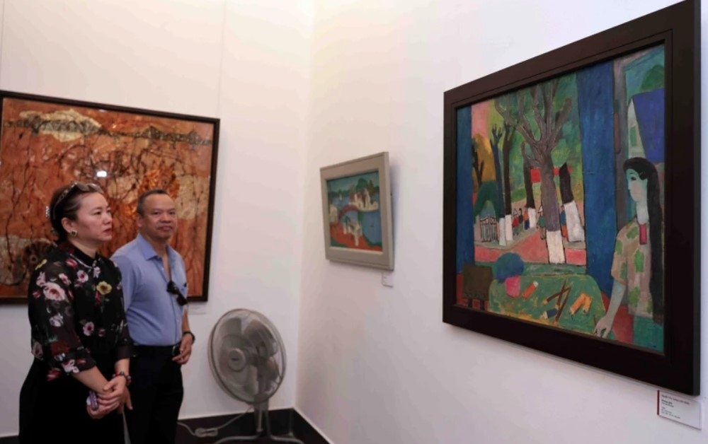 Art exhibition highlights Hanoi’s vitality