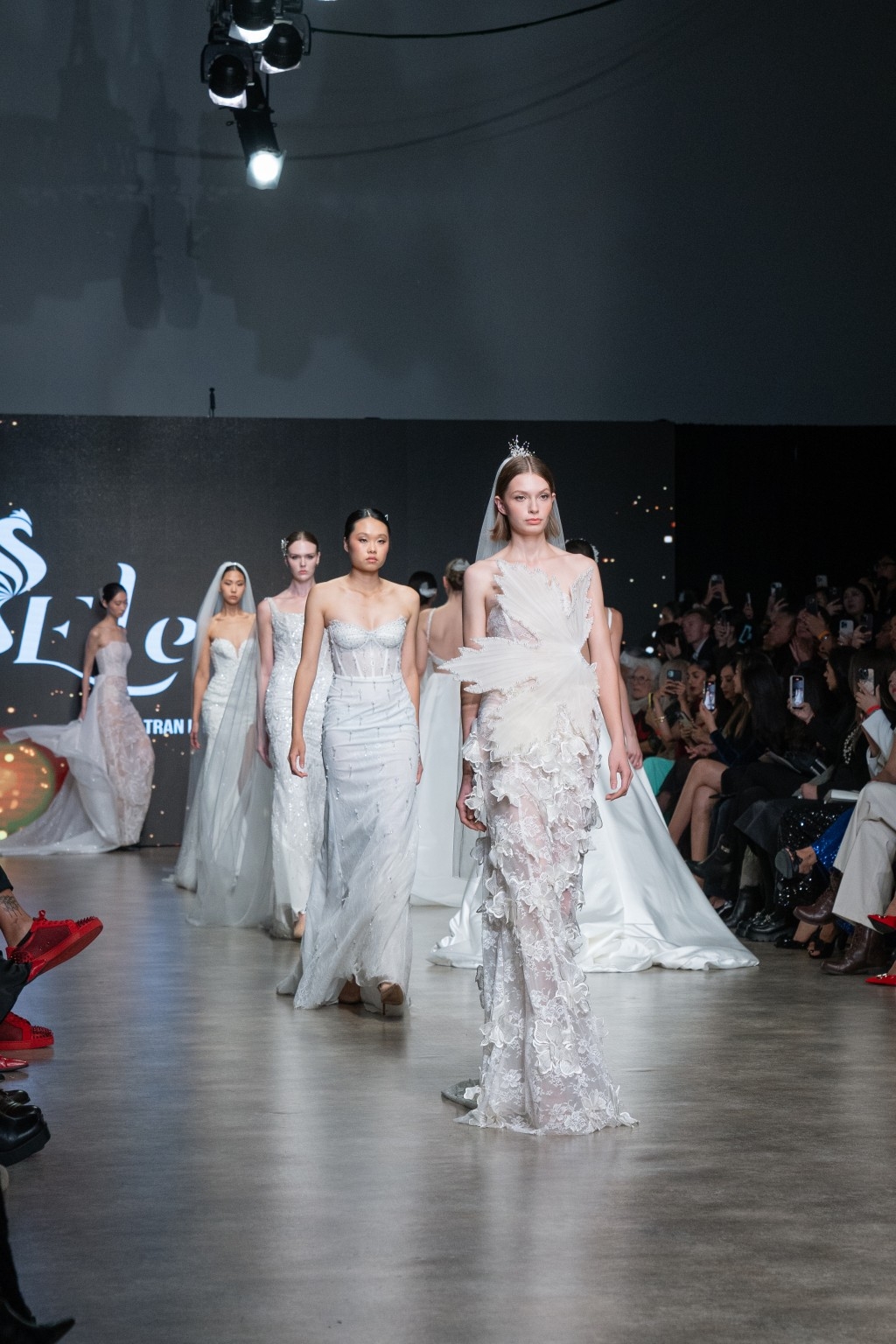 vietnamese designer makes impressive debut at vancouver fashion week picture 5