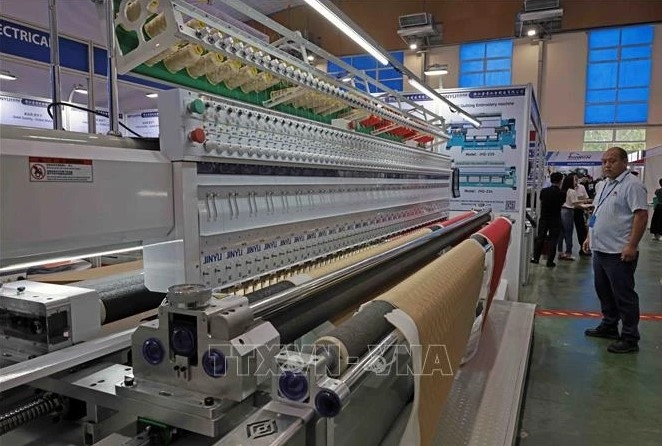 hanoi hosts textile garment, fabric garment accessories expos picture 1