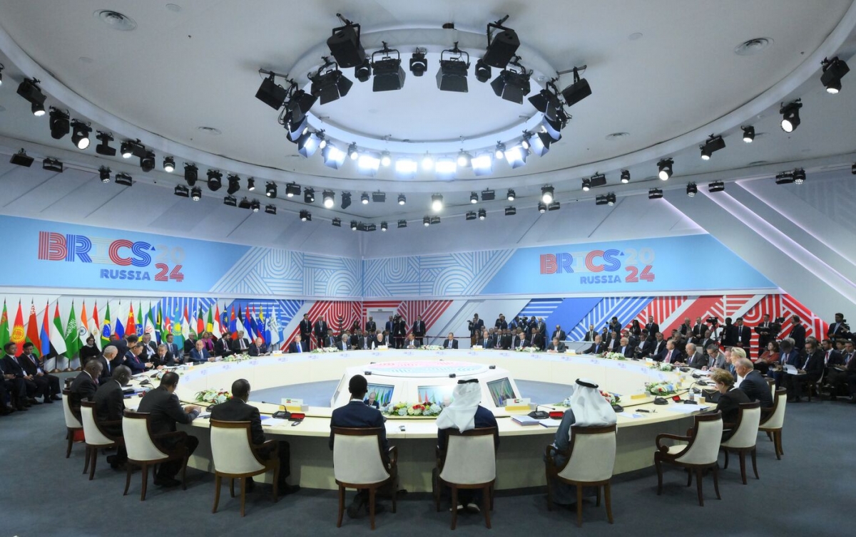 tổng thống nga vladimir putin chủ trì lễ đón và chiêu đãi hội nghị brics và brics hình ảnh 3 tong thong nga vladimir putin chu tri le don va chieu dai hoi nghi brics va brics hinh anh 3