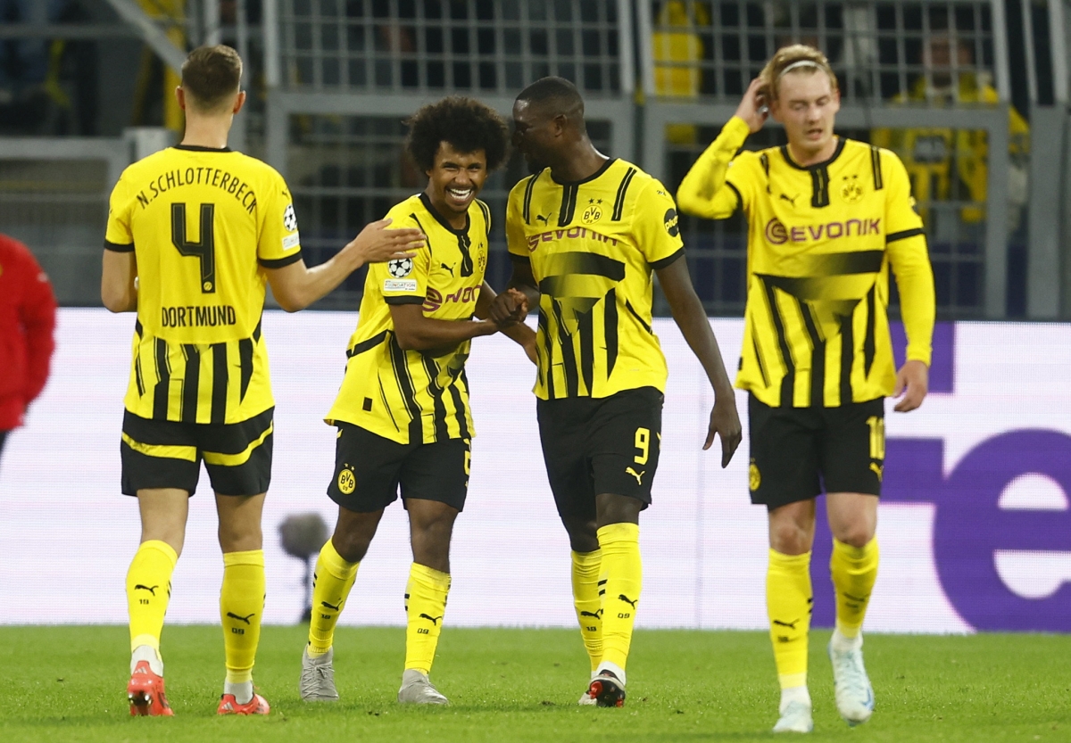 ket qua cup c1 chau Au hom nay 2 10 barca va dortmund thang kho tin hinh anh 2