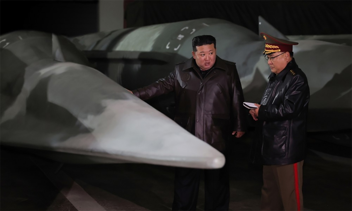 Ông kim jong un thăm căn cứ tên lửa của triều tiên hình ảnh 1 Ong kim jong un tham can cu ten lua cua trieu tien hinh anh 1