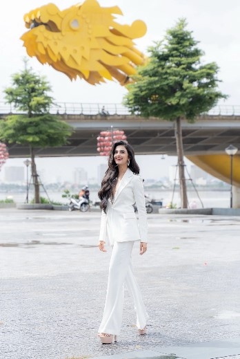 miss universe india 2024 rhea singha promotes da nang tourism picture 1