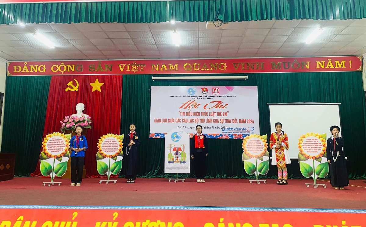 xâm hại trẻ em - nỗi lo ở những bản làng vùng cao bắc kạn hình ảnh 2 xam hai tre em - noi lo o nhung ban lang vung cao bac kan hinh anh 2