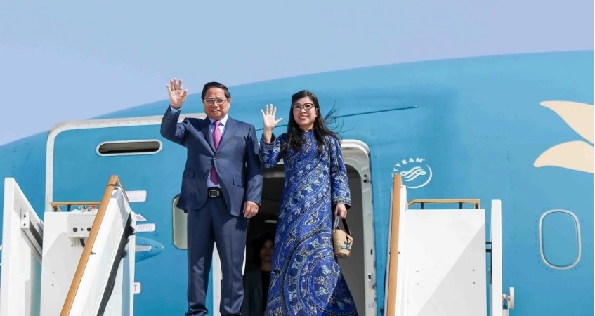 pm chinh arrives in abu dhab for official visit to uae picture 1