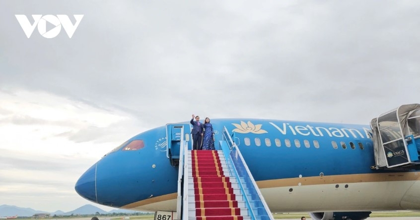 pm chinh leaves hanoi for visits to three middle east nations picture 2