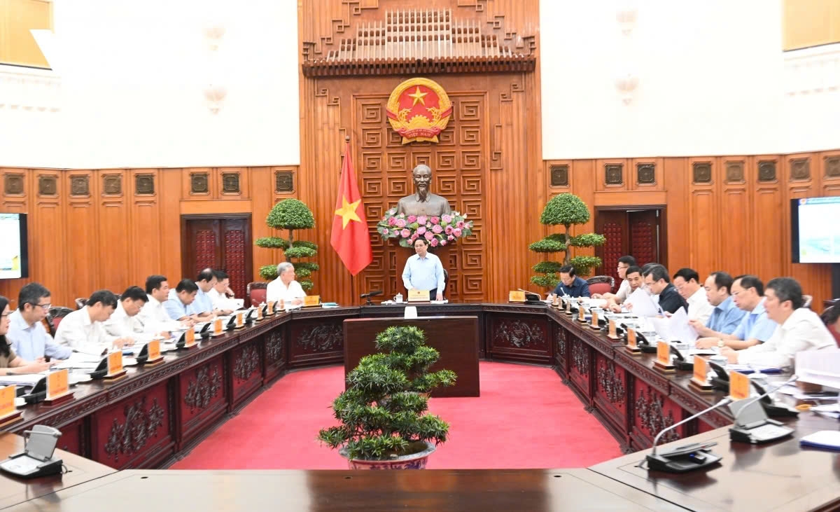 vietnam shows resolve to implement north-south high-speed rail project picture 1 vietnam shows resolve to implement north-south high-speed rail project picture 1