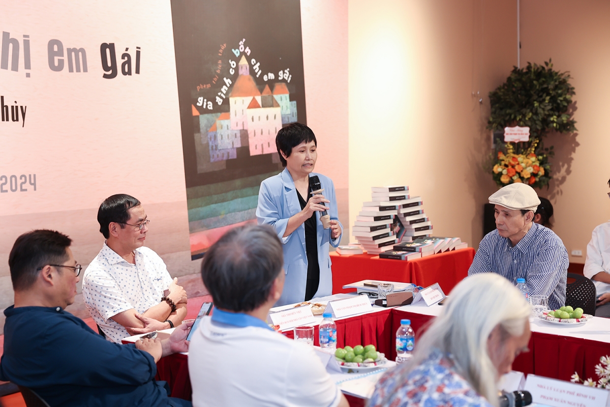 tiểu thuyết nhà có 4 chị em gái - những người quen đâu đây hình ảnh 2 tieu thuyet nha co 4 chi em gai - nhung nguoi quen dau day hinh anh 2