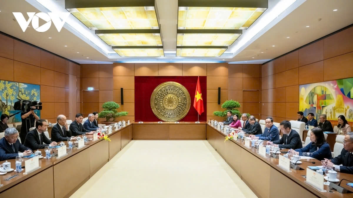 vietnam reaffirms desire to strengthen relations with china picture 2