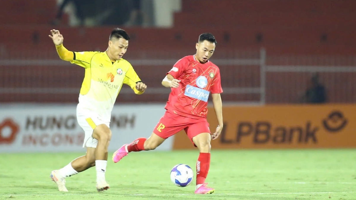 ket qua vong 4 v-league 2024 2025 thanh hoa soan ngoi dau cua hagl hinh anh 10