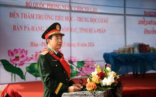 vietnam, laos promote border defence friendship exchange picture 11