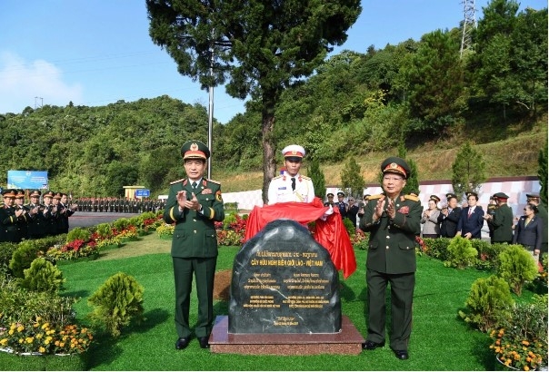 vietnam, laos promote border defence friendship exchange picture 6 vietnam, laos promote border defence friendship exchange picture 6